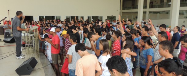 Louvor, pregações e competições esportivas movimentam segundo dia do CONJUFE