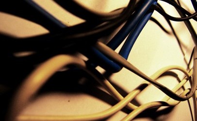 Nossas caixas de fios emaranhados