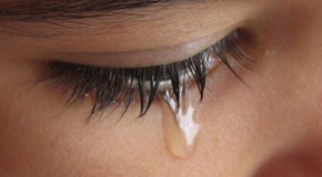 Olhos cheios de lágrimas
